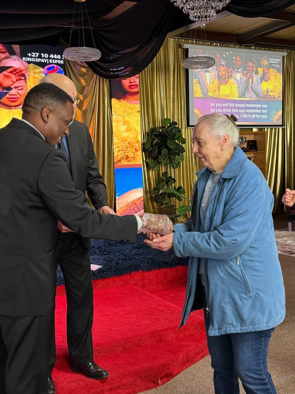 Christ Embassy Columbus Indiana - Church Service Slide 17